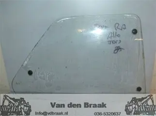 Suzuki Alto 3 drs 1981-1985 Zijruit rechts achter