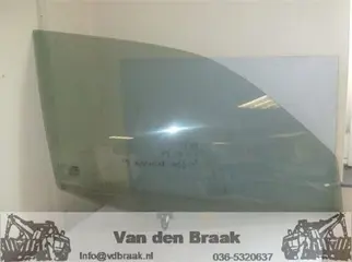 Nissan Primera 5drs 1996-2002 Rechts voor portierruit