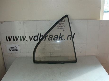 Daihatsu Valera 1993-1996 driehoeksruit rechts achter