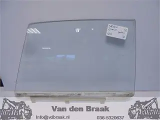 Toyota Crown Sedan 1971-1979 Rechter portierraam achter