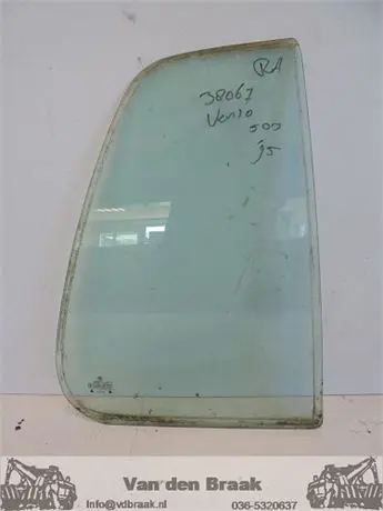 Volkswagen Vento 1992-1998 Scheerraam rechts achter