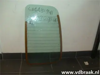 Volkswagen Caddy 1995-2004 Ruit rechts in de achterdeur