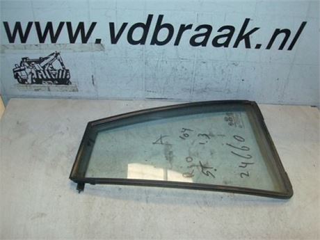 Kia Rio 5-deurs 2000-2005 Driehoekraam links achter