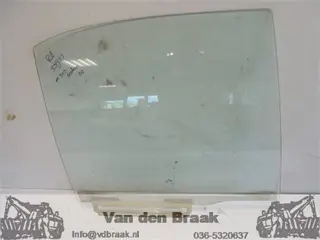 Mazda 323S (Sedan) 1998-2003 Portierraam rechts achter