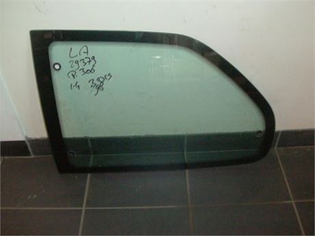 Peugeot 306 3 drs 1993-2002 Zijruit links achter