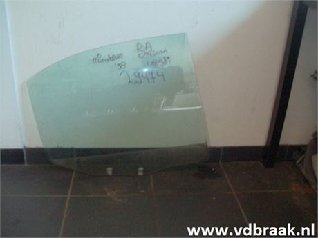 Mitsubishi Carisma 5 drs 1995-1999 Portierraam rechts achter