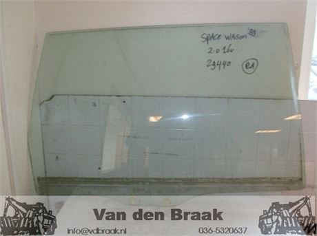 Mitsubishi Space Wagon 1992-1998 Portierraam rechts achter