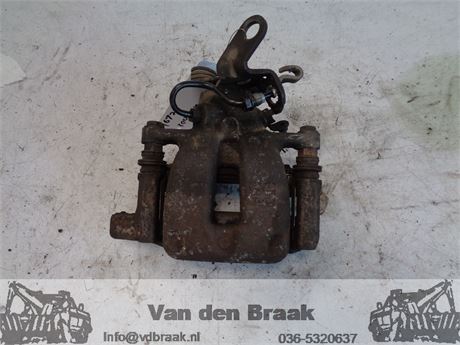 Volkswagen Touran 1.6 FSi 2003-2010 Remklauw links achter