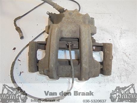 BMW 1 serie F20 2011-2019 Remklauw rechts voor