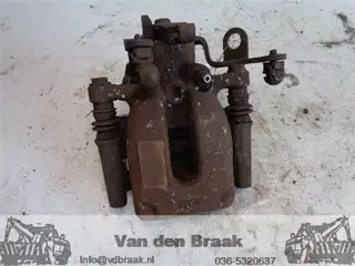 Peugeot Partner 1.6 HDi 2008-2015 Remklauw rechts achter