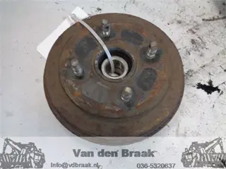 Nissan Pixo 1.0 12V 2009-2014 Remtrommel met lager achterzijde