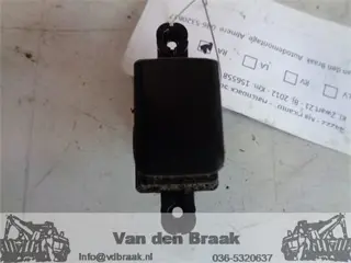 Kia Picanto 5 drs 2011-2017 Raamschakelaar achter