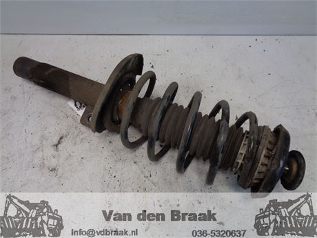 Peugeot 207 1.4 8V 2007-2012 Veerpoot rechts voor