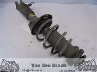 Opel Astra Tourer 1.7 CDTi 2010-2016 Veerpoot links voor