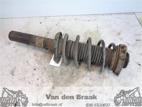 Audi A3 2.0 TDi 2003-2008 Veerpoot voorzijde