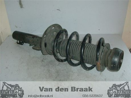 Skoda Fabia Combi 1.2 TDi 2010-2015 Veerpoot voorzijde