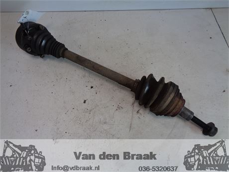 Seat Leon 1.6 8V 2005-2010 Aandrijfas links voor
