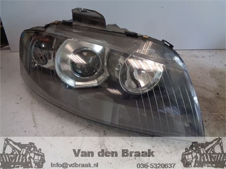 Audi A3 Sportback 2004-2008 Koplamp rechts