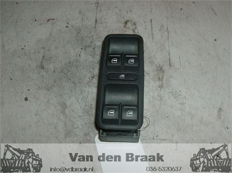 Skoda Fabia 2008-2015 Raamschakelaar links voor