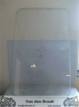 Renault Trafic 1981-1989 Achterruit links in achterdeur