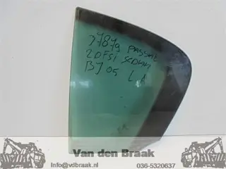 Volkswagen Passat Sedan 2005-2010 Scheerruit links achter