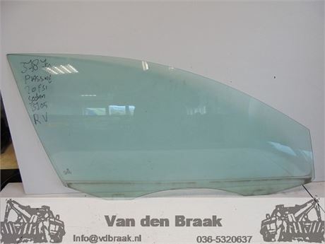 Volkswagen Passat 2005-2010 Portierruit rechts voor