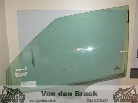 Skoda Fabia Combi 2008-2015 Portierruit links voor