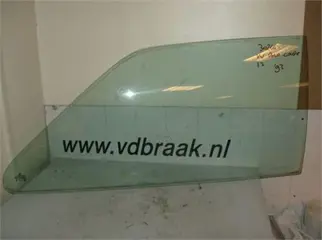 VW Polo 3 drs coupe 1990-1994 Raam rechts achter