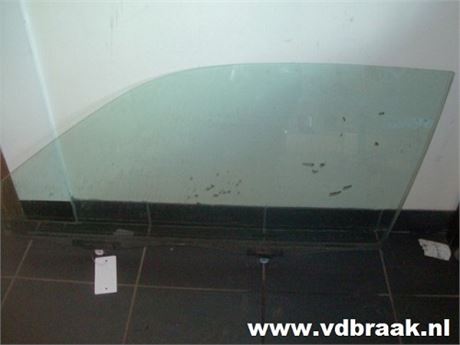 Toyota Corolla 3 deurs 1999-2002 Portierraam links