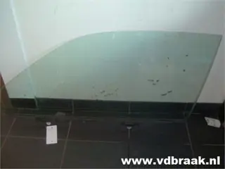 Toyota Corolla 3 deurs 1999-2002 Portierraam links