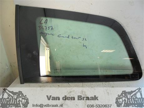 Renault Megane Grand Tour 2002-2006 Links achter zijraam