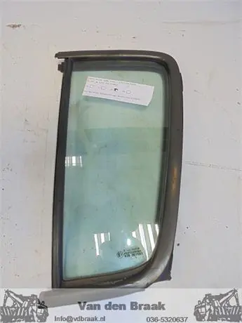 Suzuki Swift 5 drs 2005-2010 Scheerraam portier linksachter