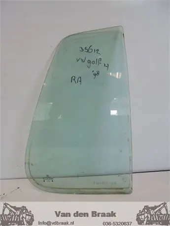 Volkswagen Golf 5 drs 1997-2003 Scheerraam rechts achter