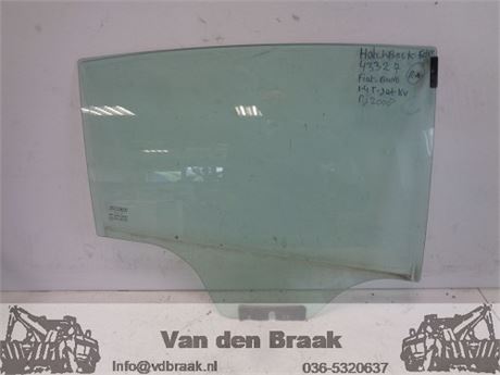 Fiat Bravo 2007-2015 Portierruit rechts achter