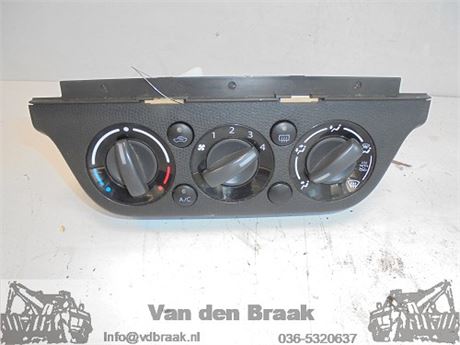 Suzuki Swift 2005-2010 Kachelbedieningspaneel