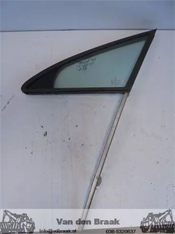 Peugeot 407 2004-2011 Links voor driehoeksraam