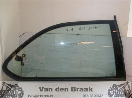 BMW 3 serie Compact 1994-2000 Klapruit rechtsachter