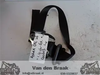 Opel Astra GTC 2005-2011 Gordel rechts voor