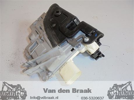 Volkswagen Passat Variant 2005-2010 Deurslot rechts achter