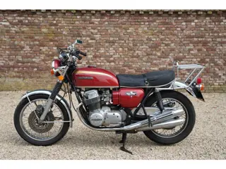 Honda CB750 K2 Four Mostly in original condition, In the shade of Candy Antares Red, Nice riders con