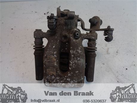 Peugeot Partner 1.6 HDi 2008-2015 Remklauw rechts achter