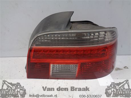 BMW 5 serie 4 deurs Sedan 2000-2003 Achterlicht rechts