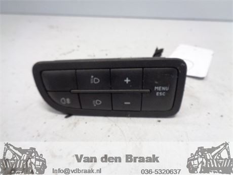 Fiat Grande Punto 2006-2011 Schakelaar mistlamp etc