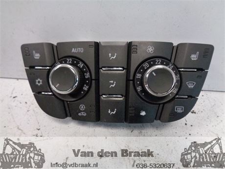 Opel Astra Hatchback 2009-2015 Climate control paneel