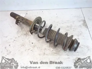 Toyota Aygo 1.0 12V 2005-2018 Veerpoot links voor