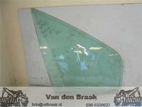 Renault Scenic 1996-2003 Driehoekraam rechts voor