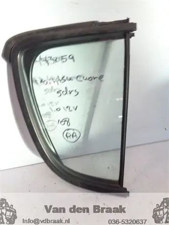 Daihatsu Cuore 5 deurs Hatchback 2007-2013 Scheerruit rechts achter