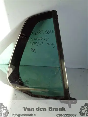 Volkswagen Golf 5 drs  2012-2020 Scheerruit rechts achter