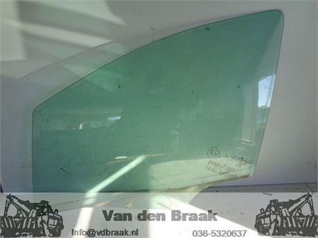 Peugeot 207 5 deurs 2006-2012 Portierruit linksvoor