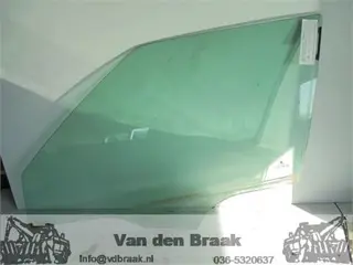 Skoda Fabia Combi 2008-2015 Portierruit links voor